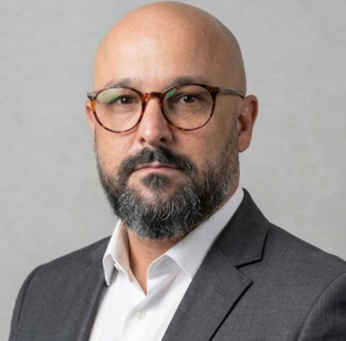 Dr. Leonardo Bobeda